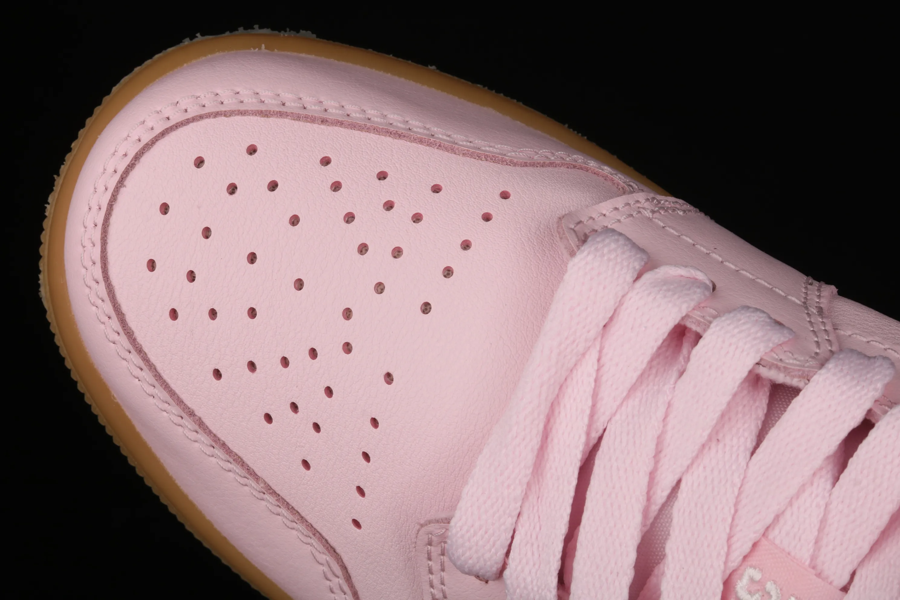 All categories Air Jordan Jordan series basketball shoes Air Jordan 1 Low G version pure original Air Jordan 1 Low AJ1 Joe 1 raw rubber powder low-top basketball shoes DC0774-601